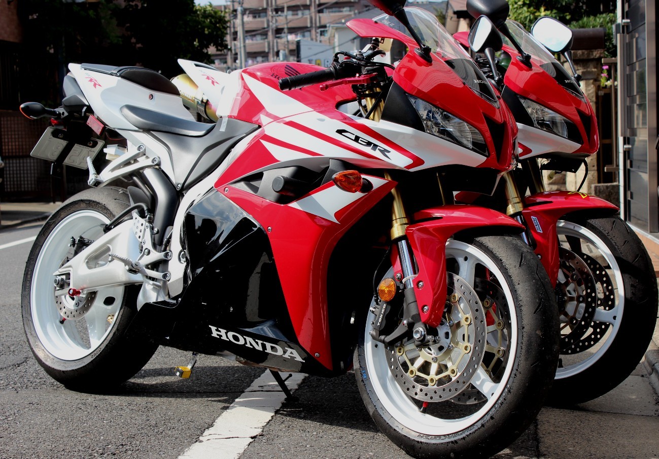 2012 CBR600RR PC40 チェーンゲッツで 520 