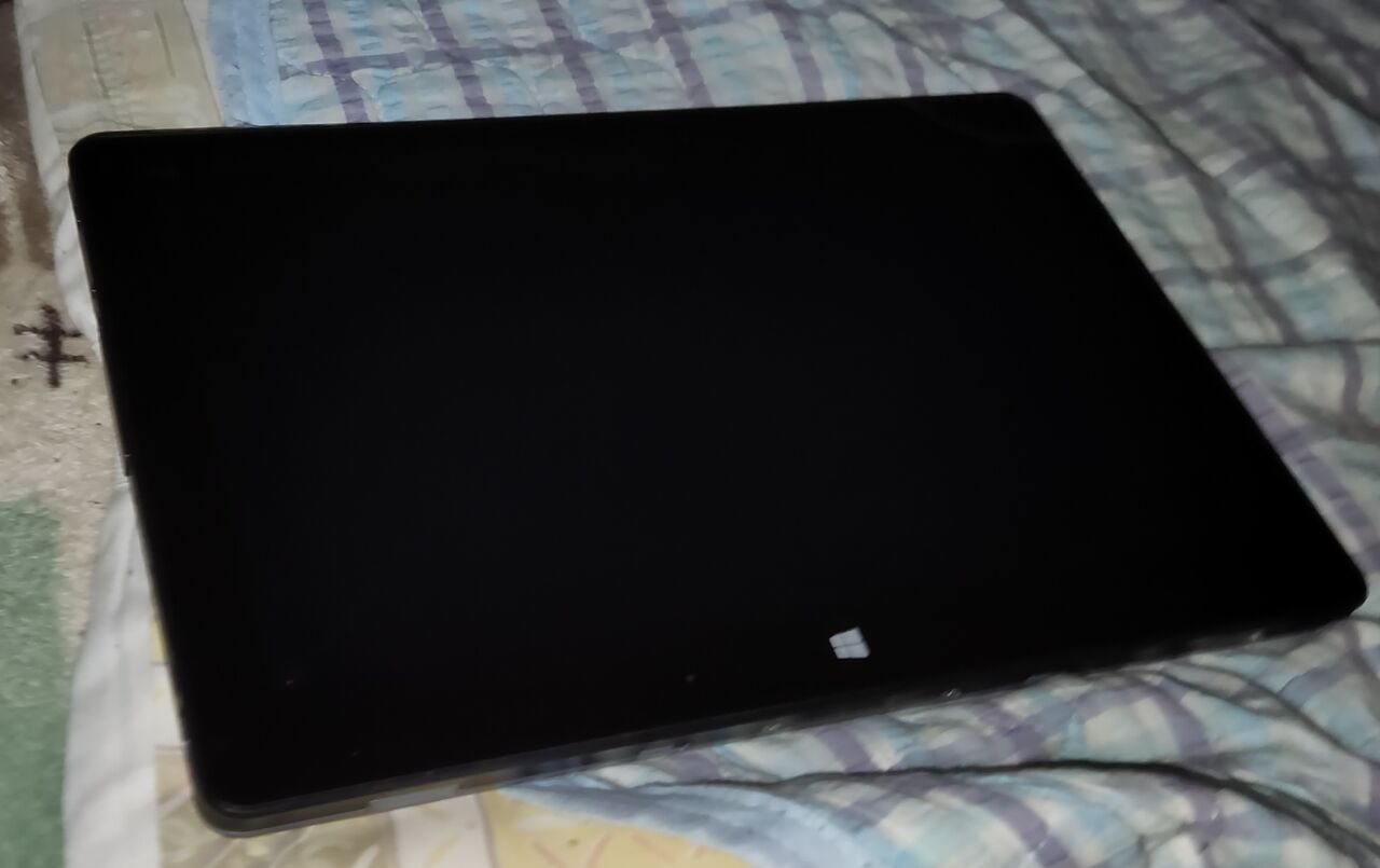 やっと手に入ったWindowsタブレット(arrows tab q616/p)を