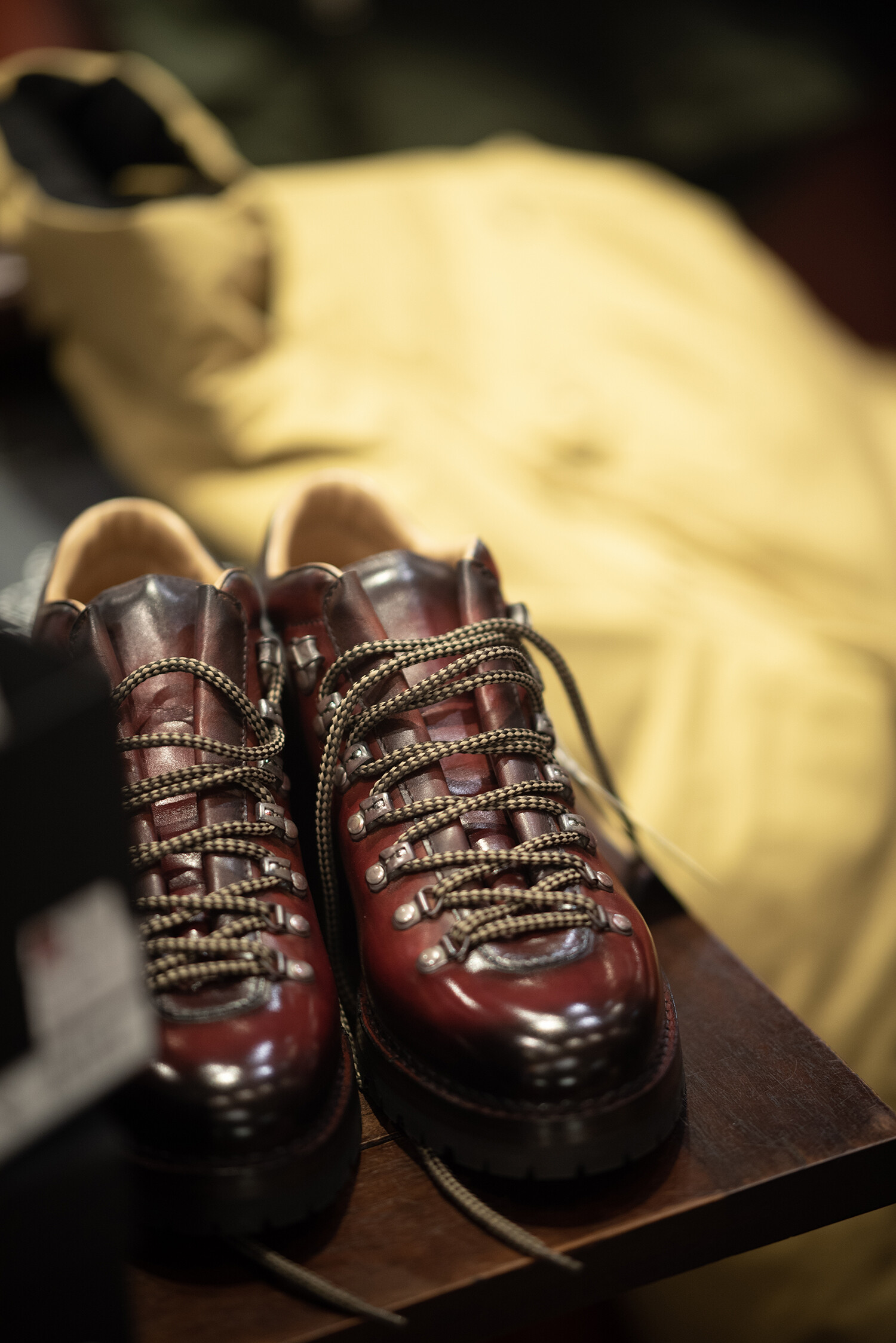 希少美品CANADA VINTAGE SHOES 美しいストレートチップシューズ 希少美品CANADA VINTAGE SHOES 美しいストレートチップシューズ