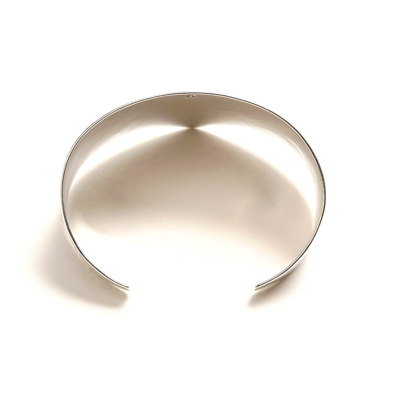 スチュードベイカー Amelia Cuff 925 Sterling Silver Polished (Medium) | 販売店 | (有)シューズサロンなとりや
