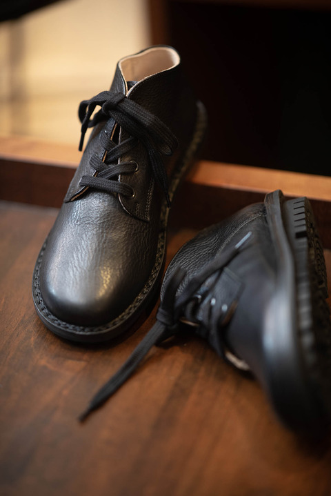 POSTMAN-waw-blk-wom-9