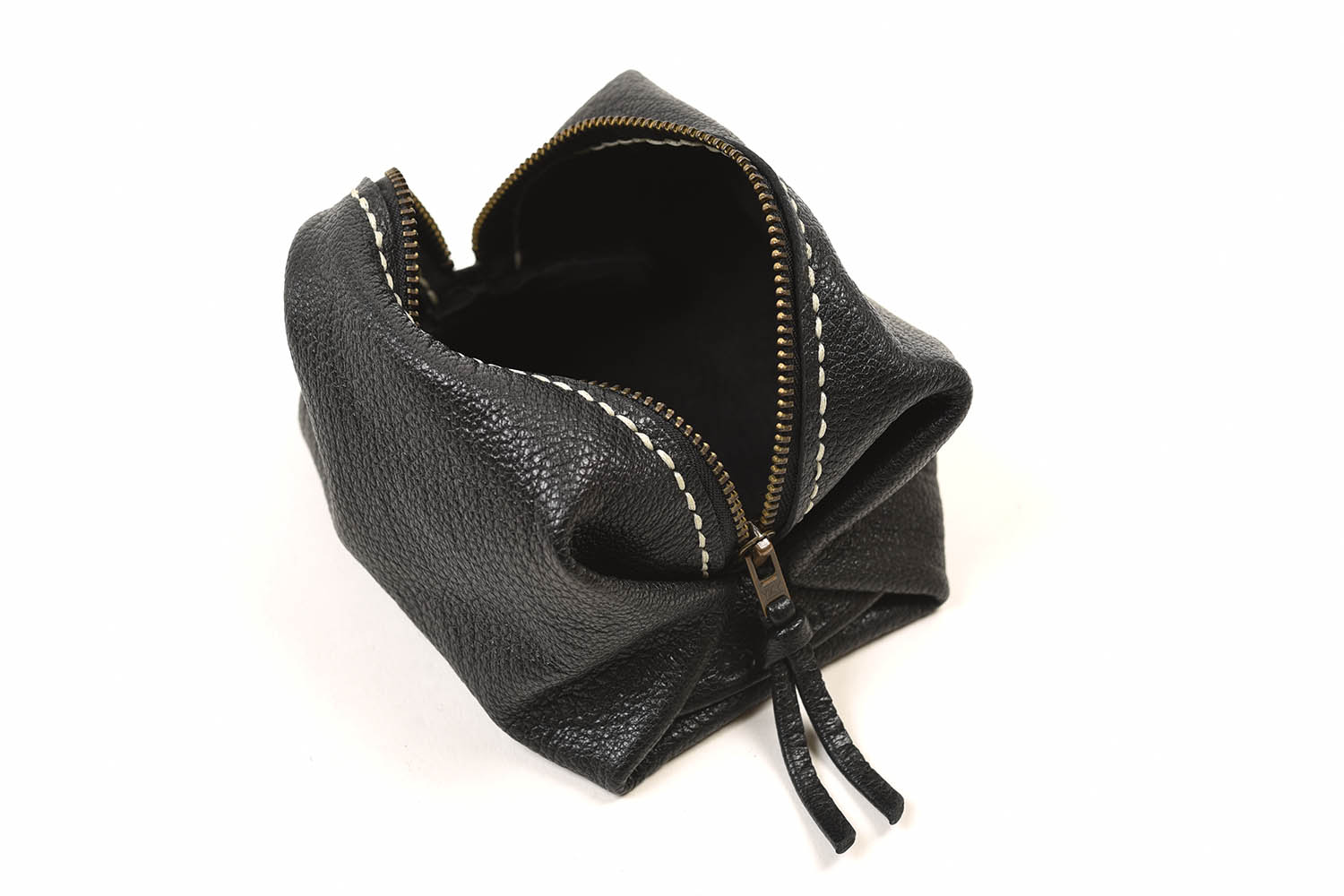 abokika Geo Pouch – 小さいけれど意外としっかり入ります