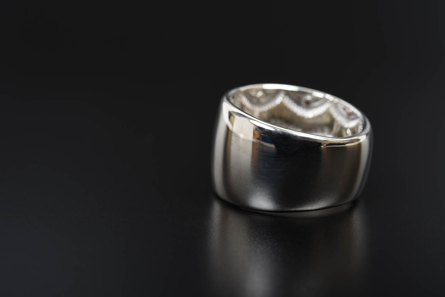 MOTO K18イーグルスタンプメタル付平打ちバングル MOTO K18イーグル