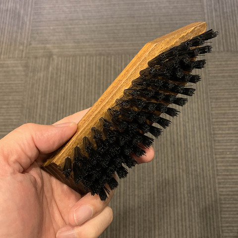 collonil-cleaning-brush-5