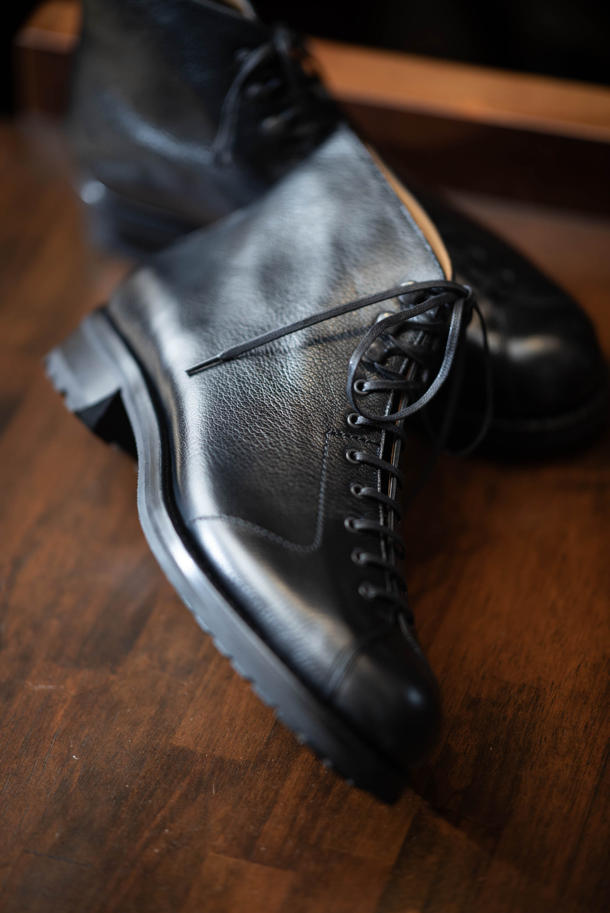 職人手作り お靴 本革 牛革 男女兼用 マーティンブーツ チャッカブーツ カジュアル シューズ 通勤/通学 L95H35 定価12万*最上級 マーティンブーツ 職人手塗り上げ 本革レザーブーツ