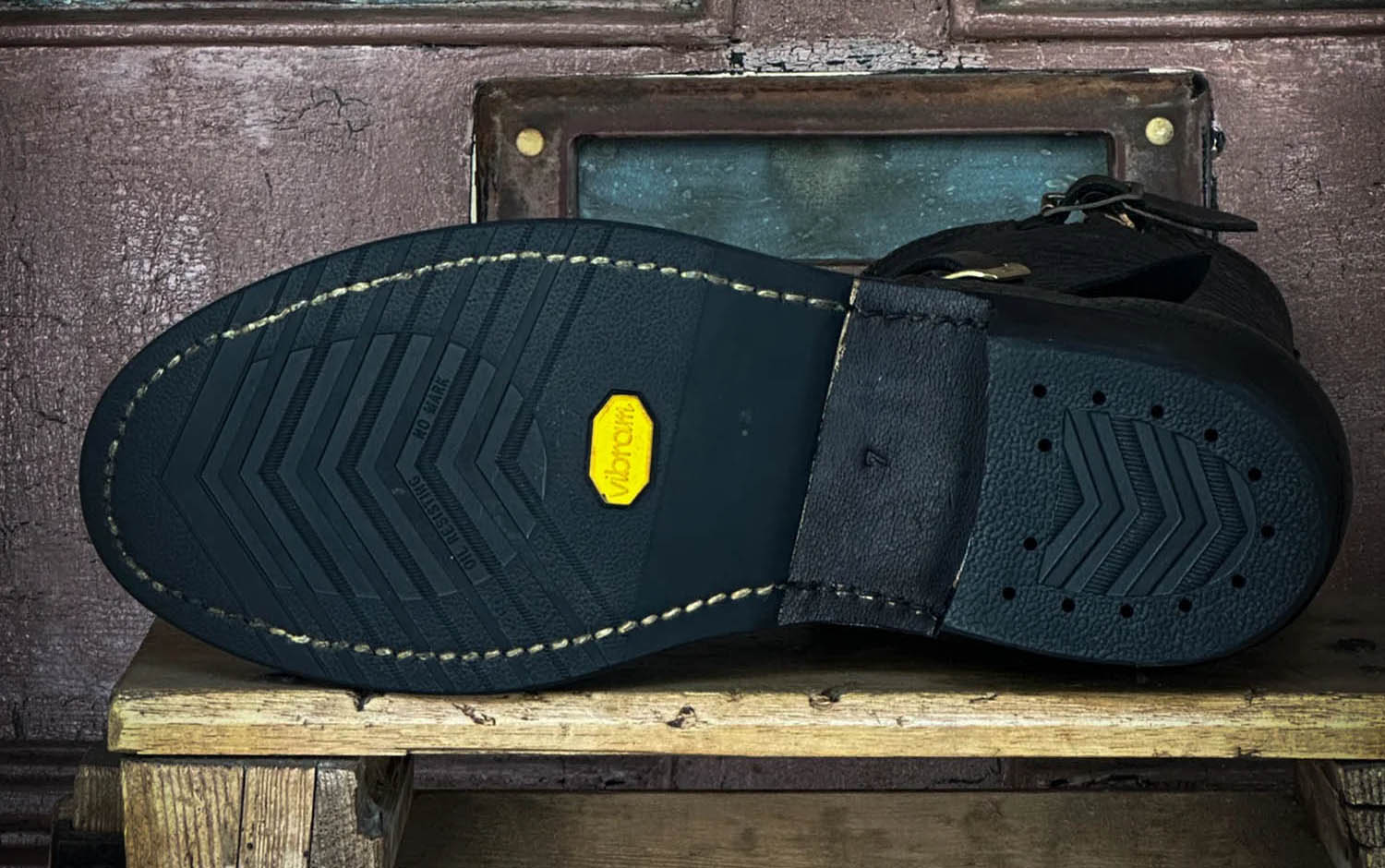 Vibram 700 ソール