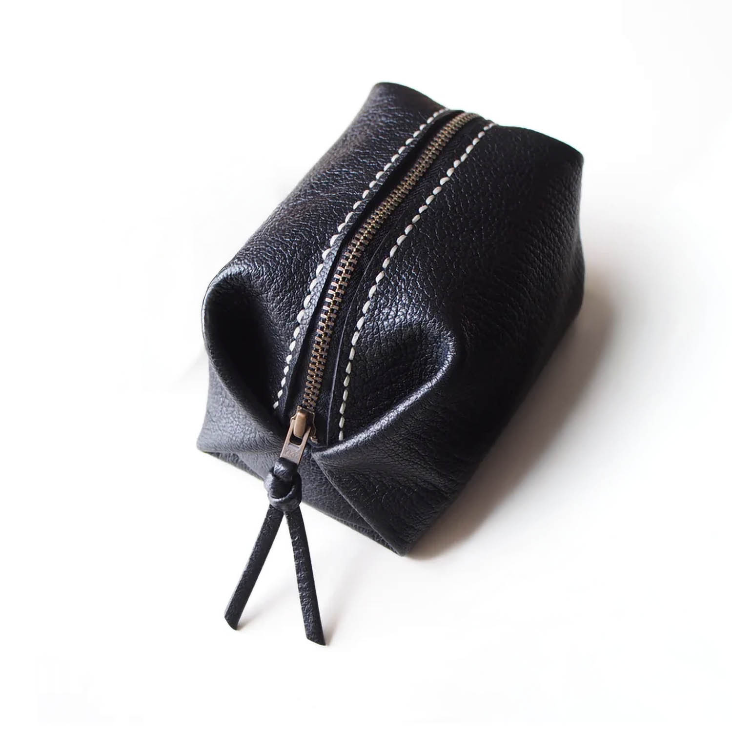 abokika Geo Pouch – コロンとしたシルエット