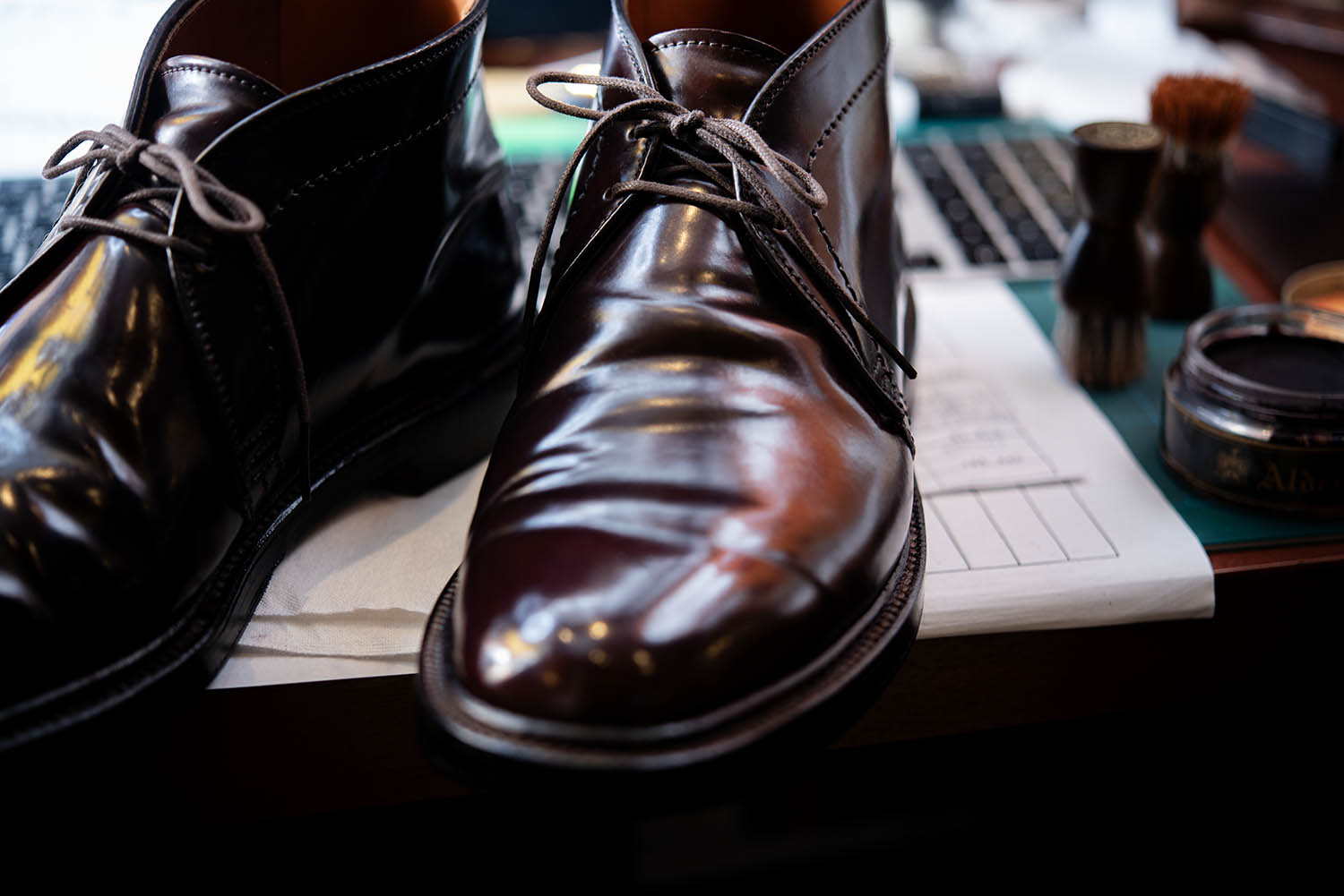 トリッカーズ M5633/9 BOURTON ダイナイト espresso