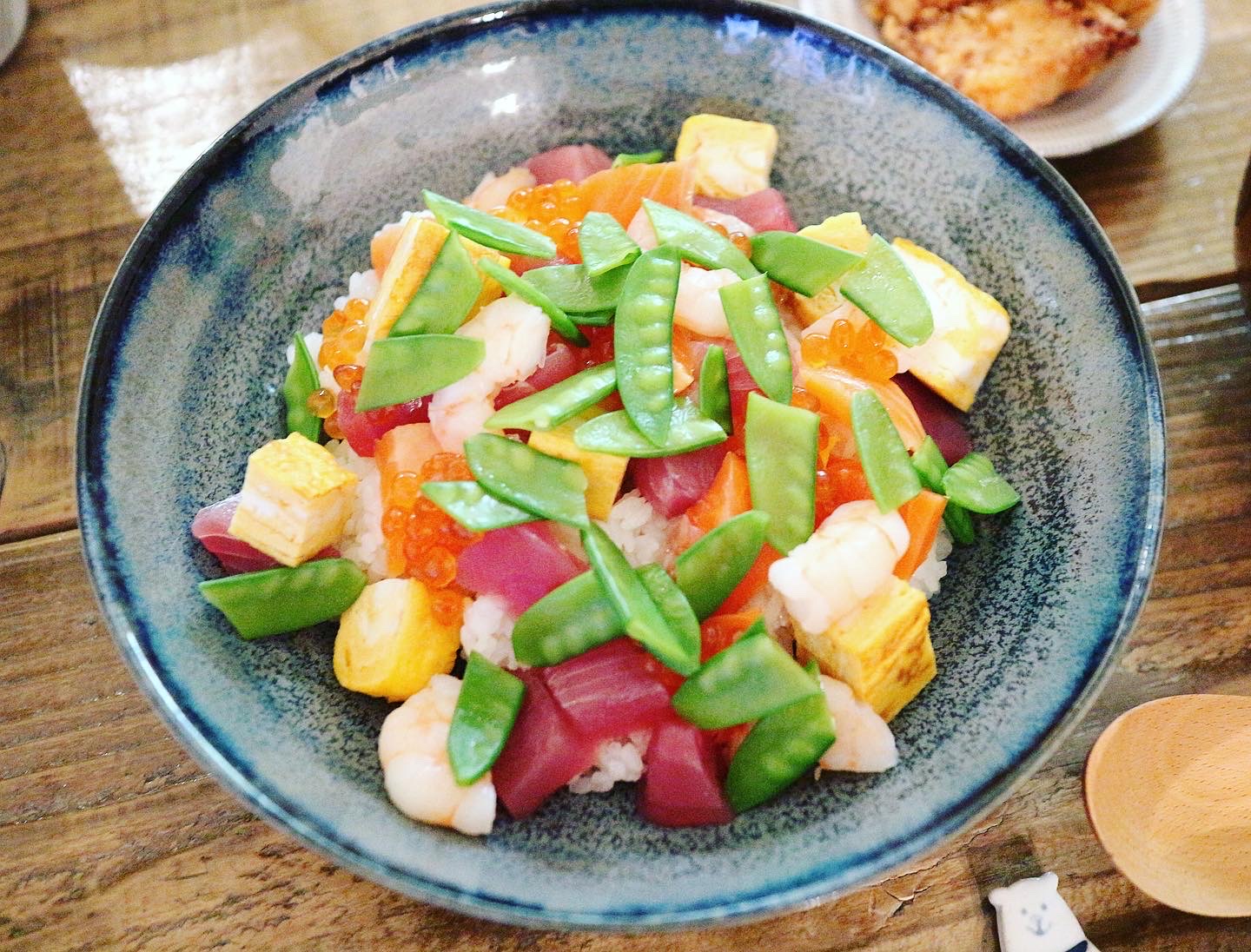 飽食の国の贅沢な悩み 高卒ですがなにか