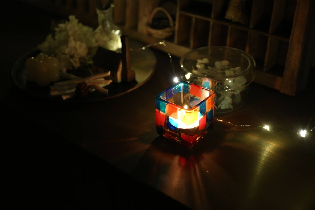 塗るだけでステンドグラス風 冬のイベントに温かさを加えるキャンドルホルダー なつめの手仕事日記 Powered By ライブドアブログ 塗るだけでステンドグラス風 冬のイベントに温かさを加えるキャンドルホルダー なつめの手仕事日記 Powered By ライブドアブログ