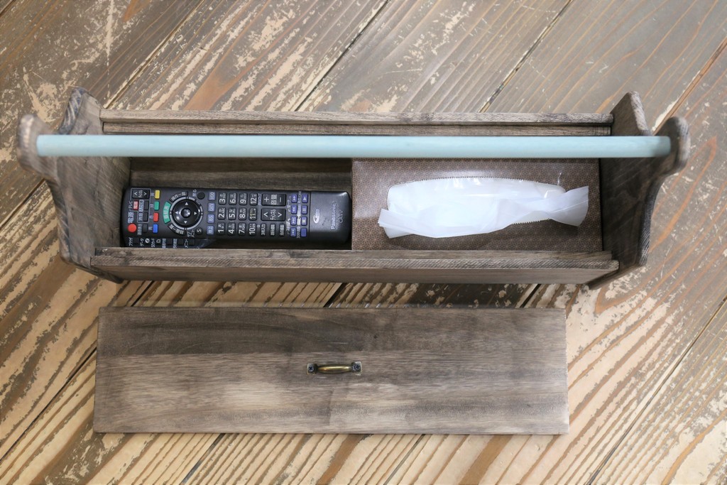 100均diy カットほぼなし リモコンとティッシュがぴったり入る持ち手つき収納ケース なつめの手仕事日記 Powered By ライブドアブログ