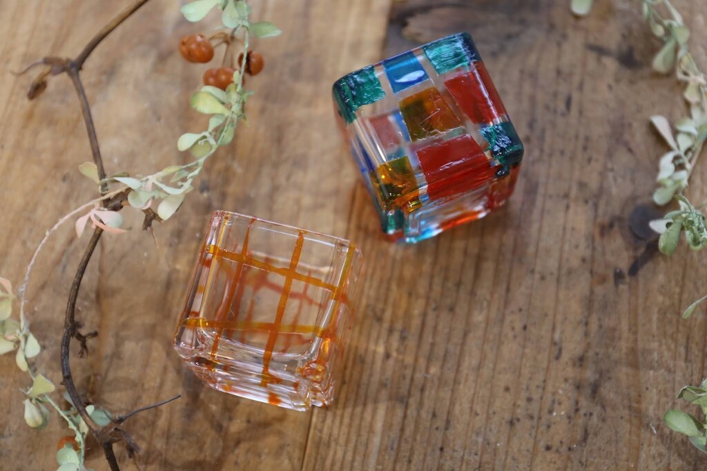 塗るだけでステンドグラス風 冬のイベントに温かさを加えるキャンドルホルダー なつめの手仕事日記 Powered By ライブドアブログ 塗るだけでステンドグラス風 冬のイベントに温かさを加えるキャンドルホルダー なつめの手仕事日記 Powered By ライブドアブログ