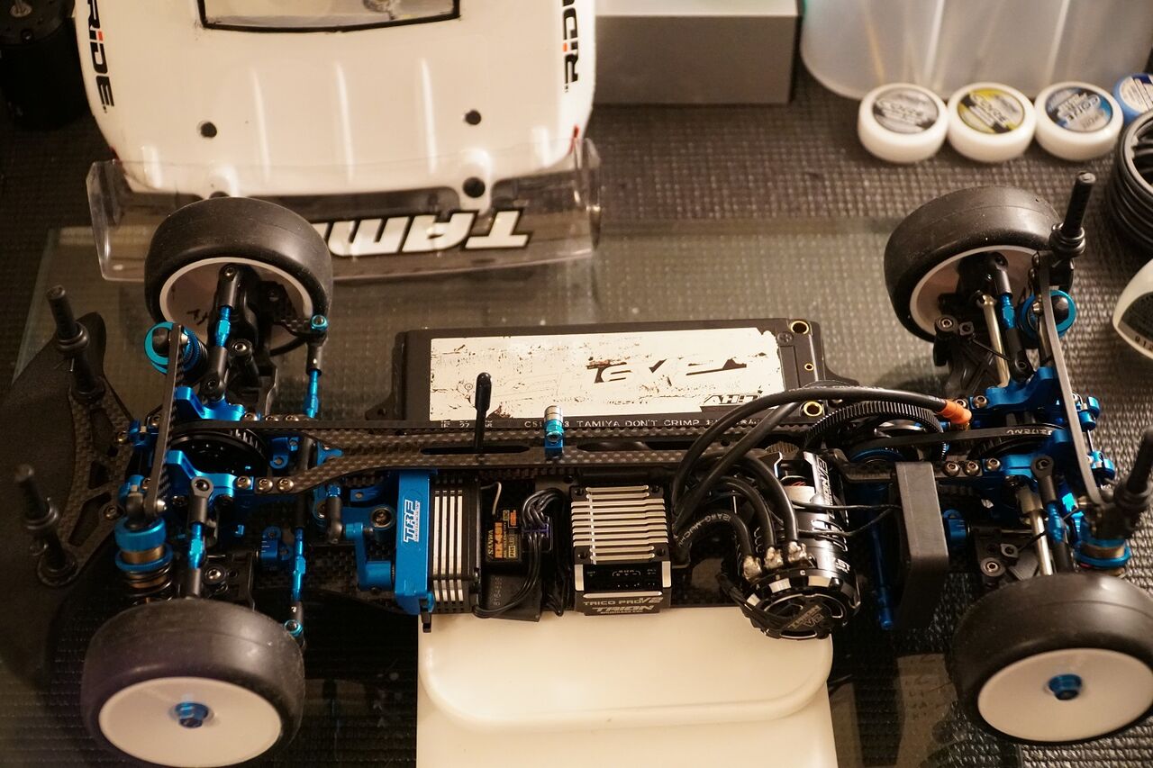 TAMIYA　TRF420アルミシャシー TAMIYA TRF420アルミシャシー 1/10RC TRF420 シャーシキット: RCモデル