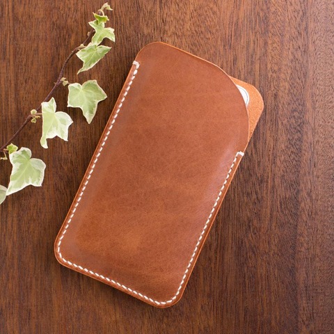 革スマホケース シンプル スマホ レザースリーブケース 革びとのハンドメイド革小物