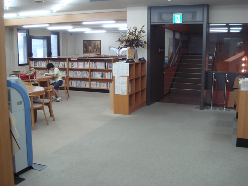 豊田 市 図書館