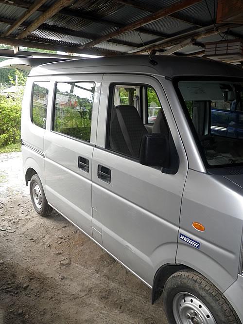 エブリィ Da64v にドアバイザー取り付け 愛知の田舎で古民家暮らし