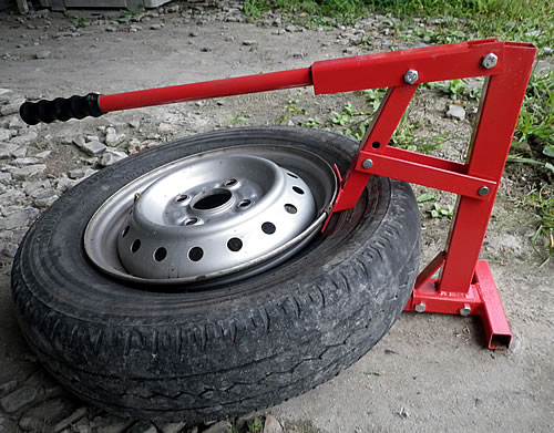 ビートブレーカー 軽トラのタイヤとホイールのはめ替えdiy 愛知の田舎で古民家暮らし ビートブレーカー 軽トラのタイヤとホイールのはめ替えdiy 愛知の田舎で古民家暮らし