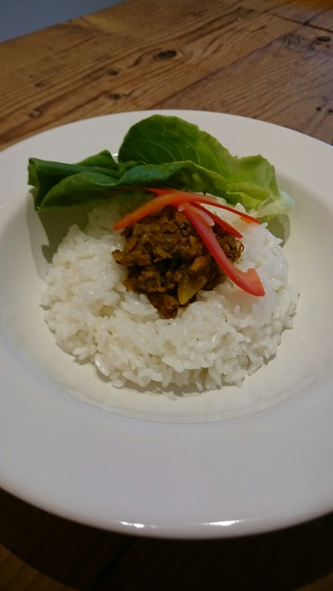 つれづれに書いてみました....蝉とハーブ