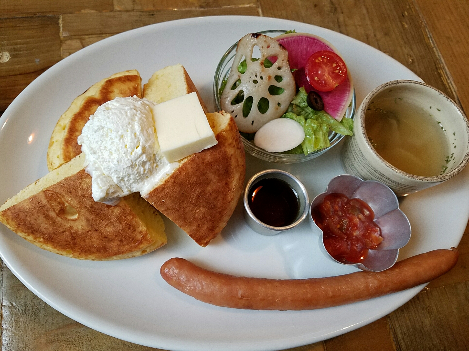 草加ランチ探検隊 ブランチで食べたい老舗人気カフェのホットケーキプレート 333blog