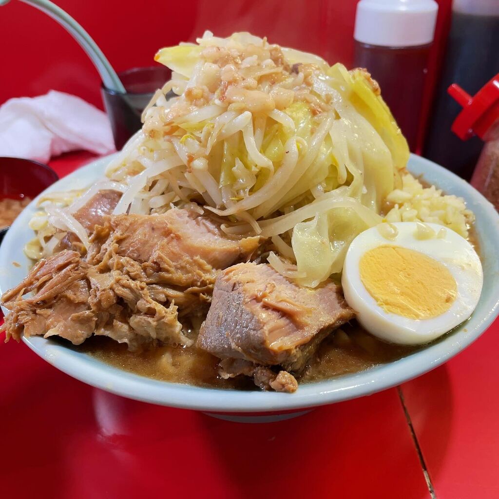 ラーメン丸 梶原「ラーメン富士丸 明治通り都電梶原店」ラーメン400g(ﾆﾝﾆｸ少