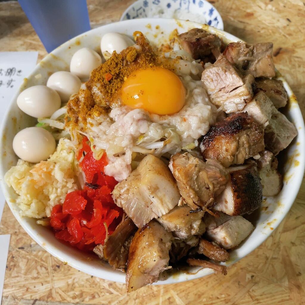 新所沢「自家製麺まさき(非乳化)」インド汁なし(ﾆﾝﾆｸ,あぶら) + らどん