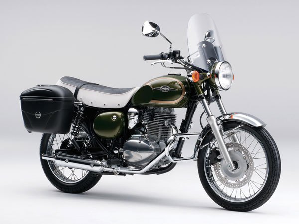 SR400、新色発表。そしてカワサキのエストレヤが