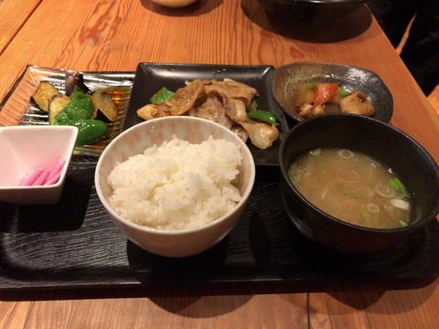 23472251_1458693237532453_2823651523693178707_n