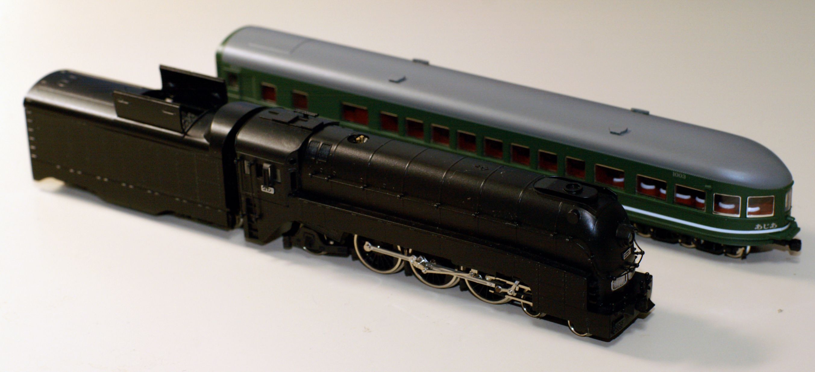 【鉄道模型】南満州鉄道特別急行『あじあ』SL パシナ号 フルタ 世界SL紀行 04 満鉄パシナ「あじあ号」模型: Express