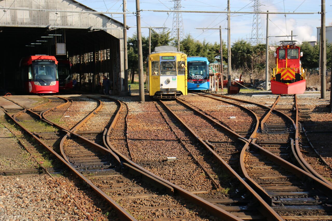 2020富山lrt万葉線冬景色 米島車庫 鉄道探検隊