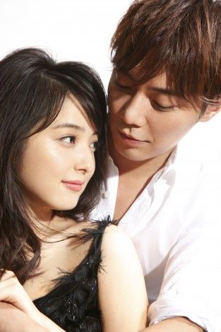 芸能 初共演で 成宮寛貴が佐々木希の唇を奪う熱いキスショットを披露 暇人速報 W