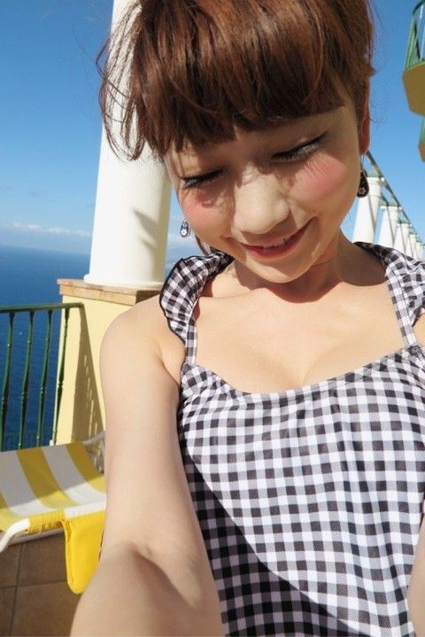 自爆 人気ブロガー あいのり桃 反射して全裸が写りこんでしまい炎上 画像あり 暇人速報 W 自爆 人気ブロガー あいのり桃 反射して全裸が写りこんでしまい炎上 画像あり 暇人速報 W