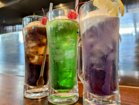 クリームソーダ(コーラ・メロン・青空)