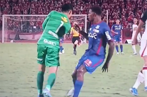 サッカー