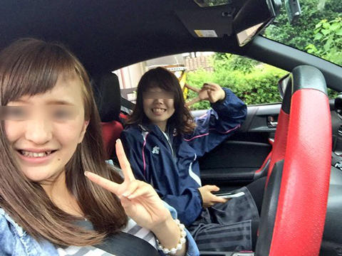 女運転
