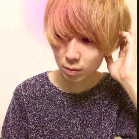 川谷絵音