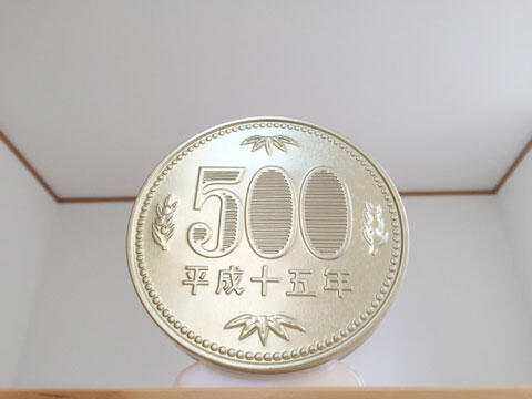 500円玉貯金箱