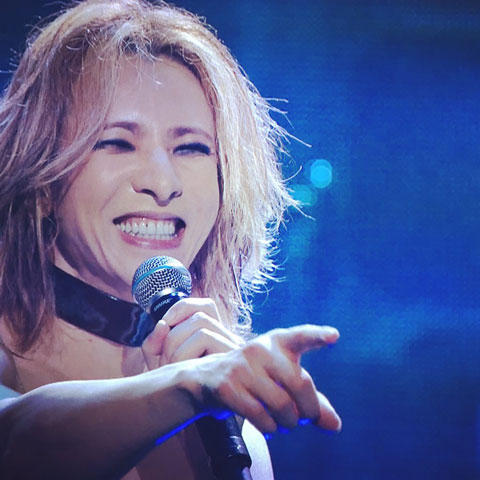 YOSHIKI