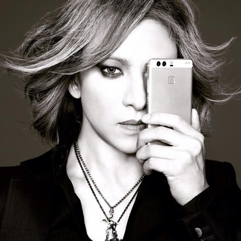 YOSHIKI