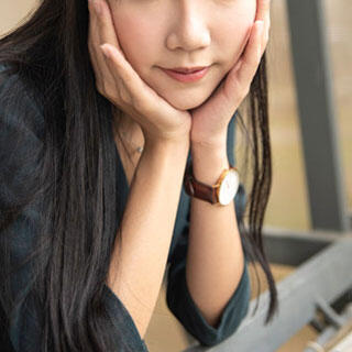 女性