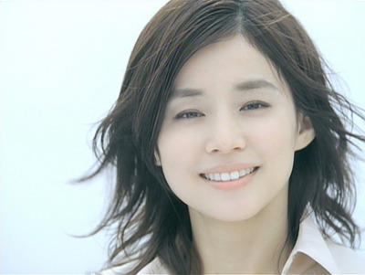 石田ゆり子