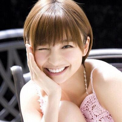 篠田麻里子