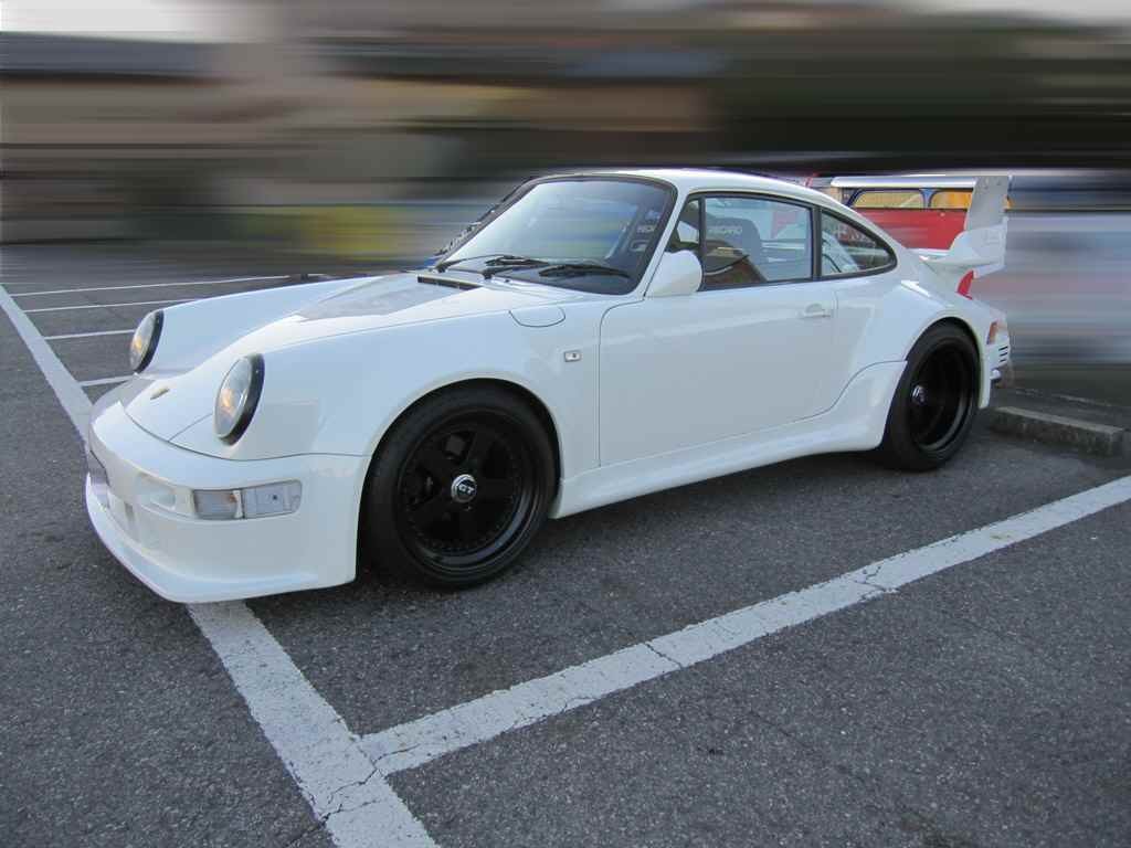 車庫入れ 40から始めるポルシェのある生活 車庫入れ 40から始めるポルシェのある生活