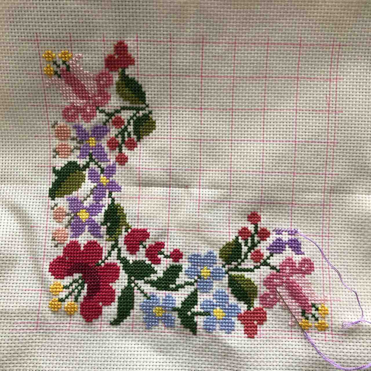 手芸 カロチャ刺繍の彩り 続 ねこの呟き 手芸 カロチャ刺繍の彩り 続 ねこの呟き