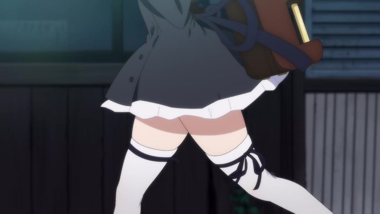 むっちりミニスカートgif