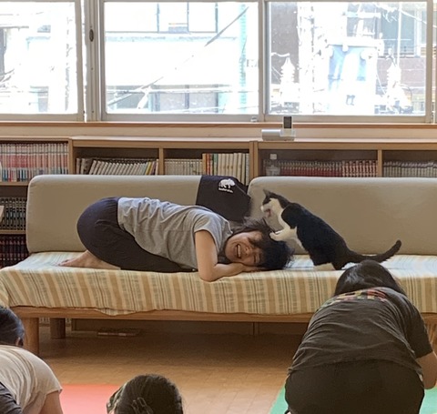 CFB55476-AF16-4DEE-836C-025A6FC5BFE3