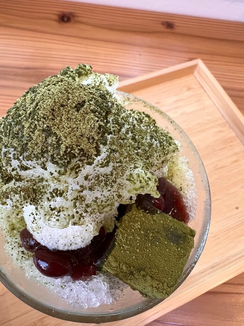 5A71C2A6-978B-45BC-9FBF-C085378F3DC3