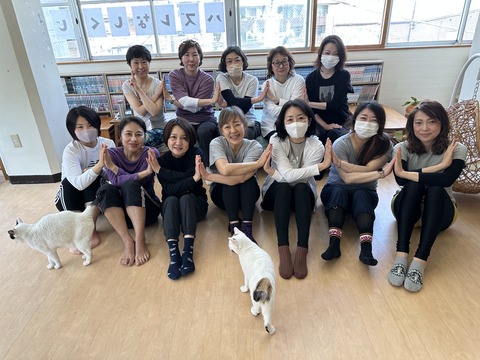 9C3E3F5F-B125-4C56-85AD-9849211A8D1B