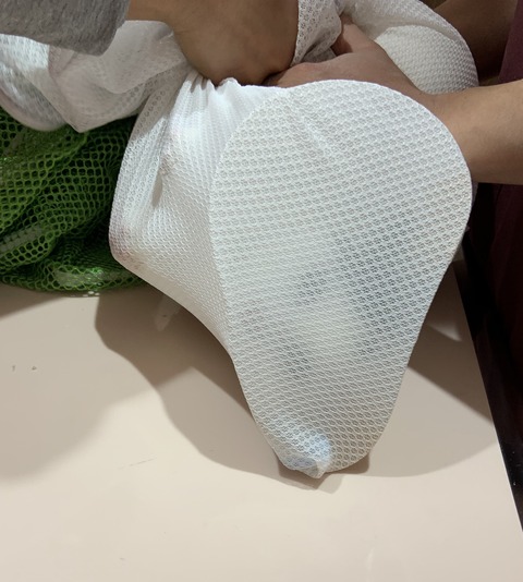 6AC2E6B3-852D-4E6E-81E3-A72E0F58477C