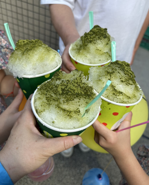 3750F8B1-C118-4A3C-BAEB-CB5F31966A04