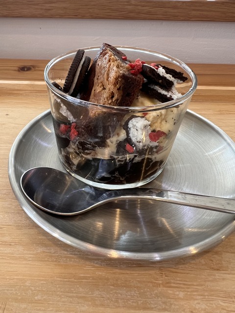 13ABE772-DBC3-49A0-937C-FBB08CD92269